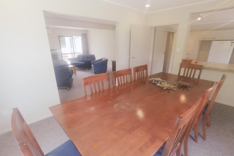 Photo of property in 40 Halswater Drive, Churton Park, Wellington, 6037