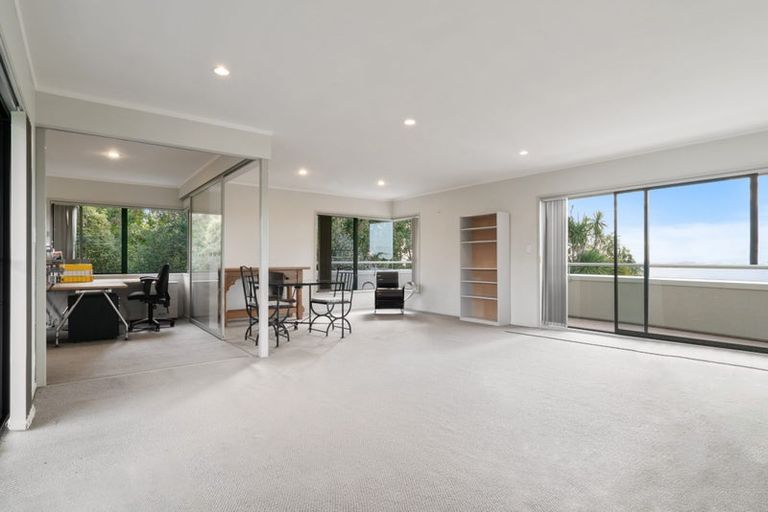 Photo of property in 265 Trig Road, Whitford, Howick, 2571