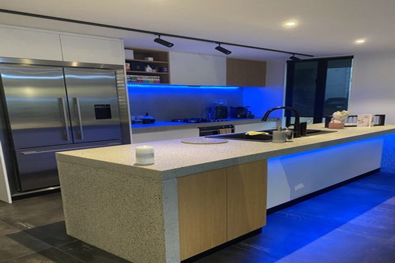 Photo of property in 61a Evelyn Road, Cockle Bay, Auckland, 2014