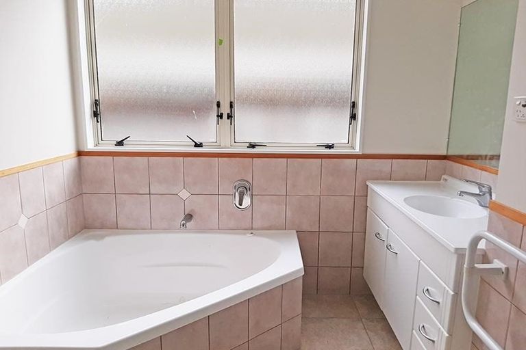 Photo of property in 7 Glencullen Place, Dannemora, Auckland, 2016