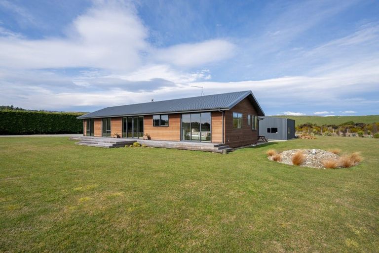 Photo of property in 877 Manapouri Te Anau Highway, Te Anau, 9679