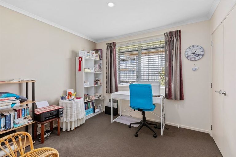 Photo of property in 91 Lakes Boulevard, Pyes Pa, Tauranga, 3112