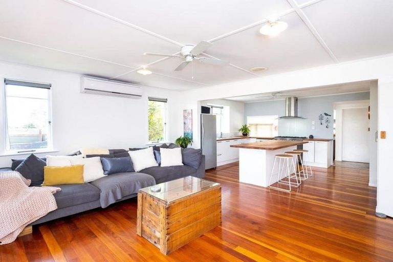 Photo of property in 27 Magdalen Crescent, Pirimai, Napier, 4112