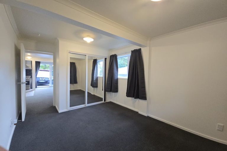 Photo of property in 13 Westhaven Drive, Tawa, Wellington, 5028