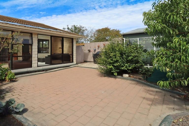 Photo of property in 15a Oakleigh Crescent, Oamaru North, Oamaru, 9400