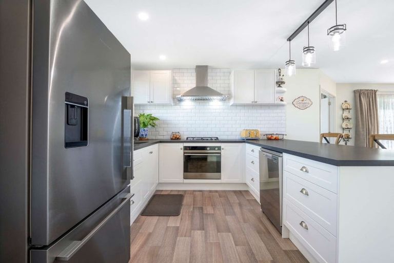 Photo of property in 4 Pukeko Way, Amberley, 7410