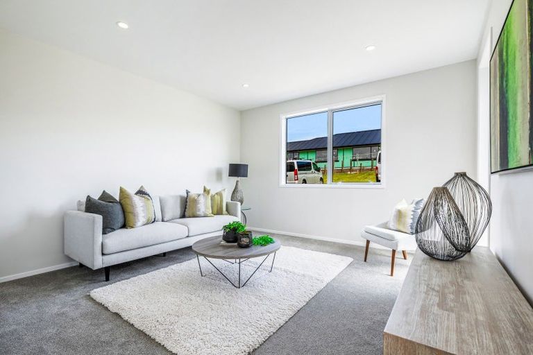 Photo of property in 95 Glenvar Ridge Road, Long Bay, Auckland, 0630