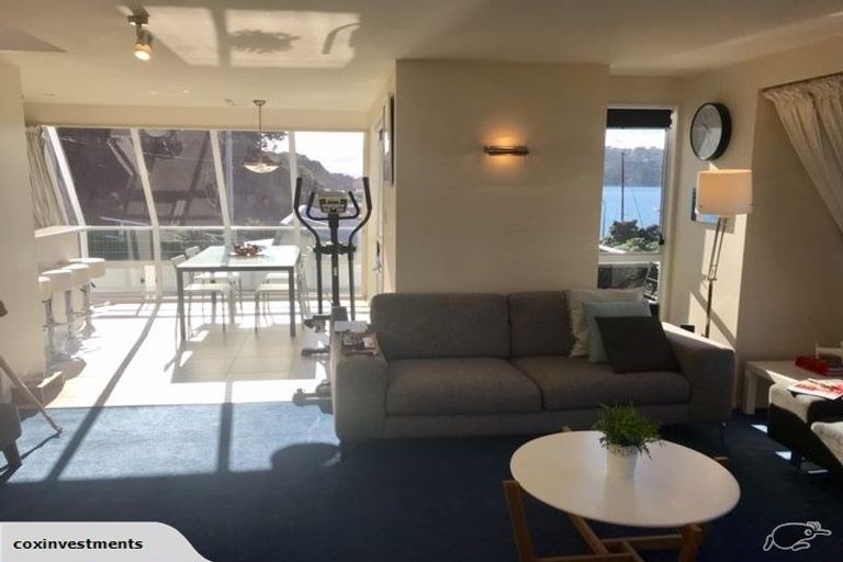 Photo of property in 3/442 Evans Bay Parade, Hataitai, Wellington, 6021