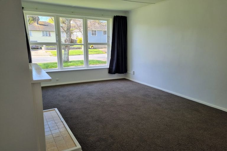 Photo of property in 64-66 Mungavin Avenue, Ranui, Porirua, 5024