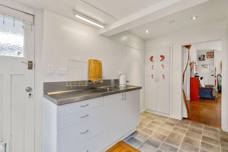 Photo of property in 1/95 Nursery Road, Phillipstown, Christchurch, 8011