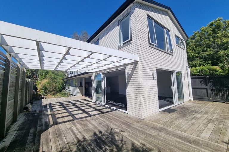 Photo of property in 13 Merchant Avenue, Te Atatu South, Auckland, 0610