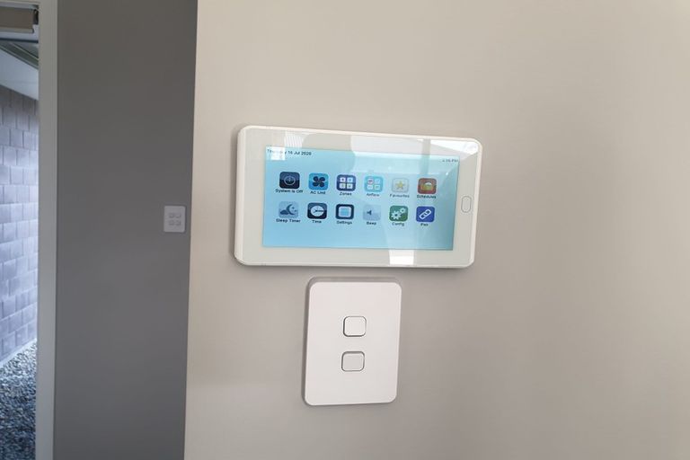 Photo of property in 42 Rose Leigh Drive, Cambridge, 3434