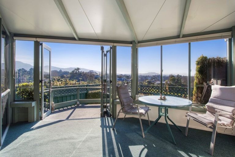 Photo of property in 16 Donegal Place, Katikati, 3129