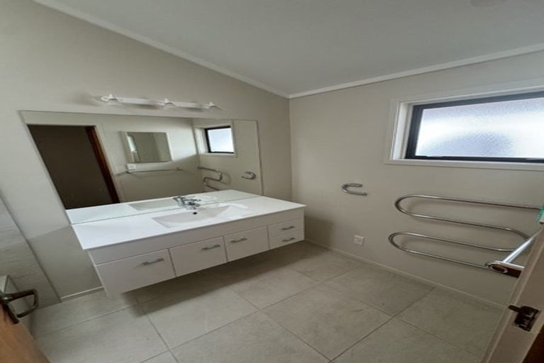 Photo of property in 18 Sanders Avenue, Takapuna, Auckland, 0622