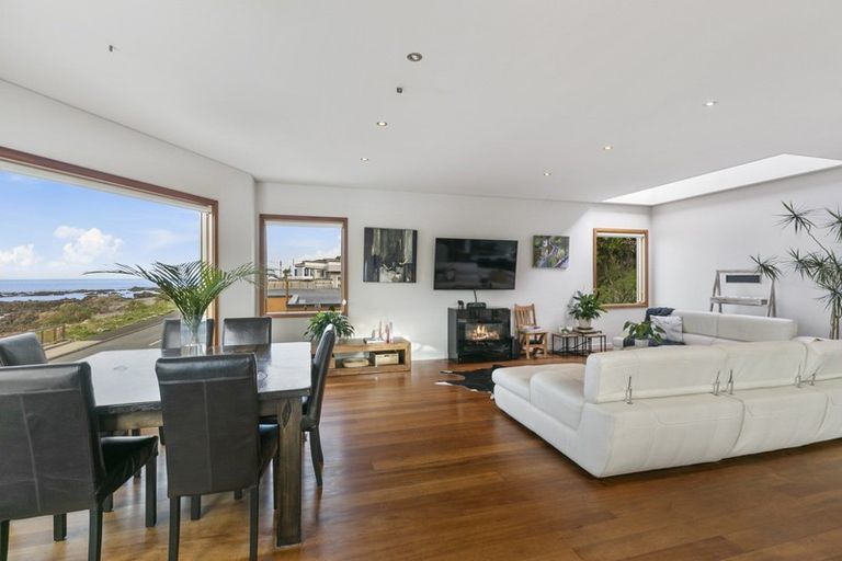 Photo of property in 110 Owhiro Bay Parade, Owhiro Bay, Wellington, 6023