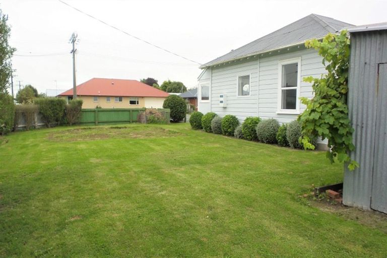 Photo of property in 12 Ewen Road, Temuka, 7920
