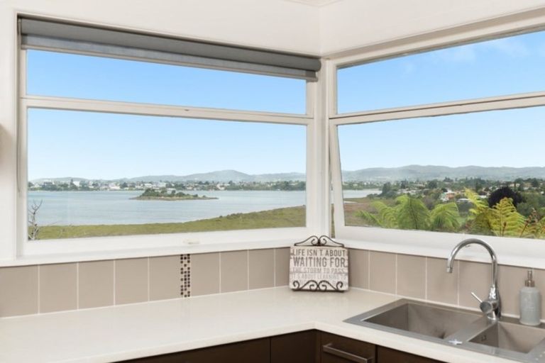 Photo of property in 246 Grange Road, Otumoetai, Tauranga, 3110