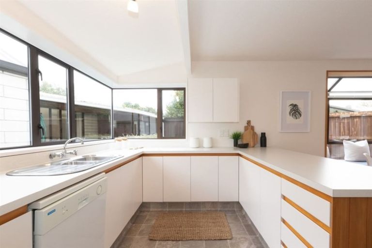 Photo of property in 3/6 Hawea Place, Mairehau, Christchurch, 8052