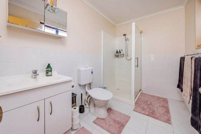 Photo of property in 15 Tilberg Street, Favona, Auckland, 2024