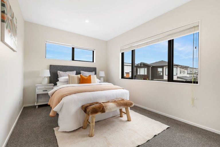 Photo of property in 6 Hato Road, Hobsonville, Auckland, 0616