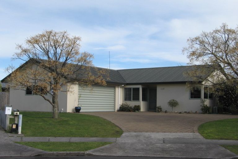 Photo of property in 14 Drake Place, Fairview Downs, Hamilton, 3214