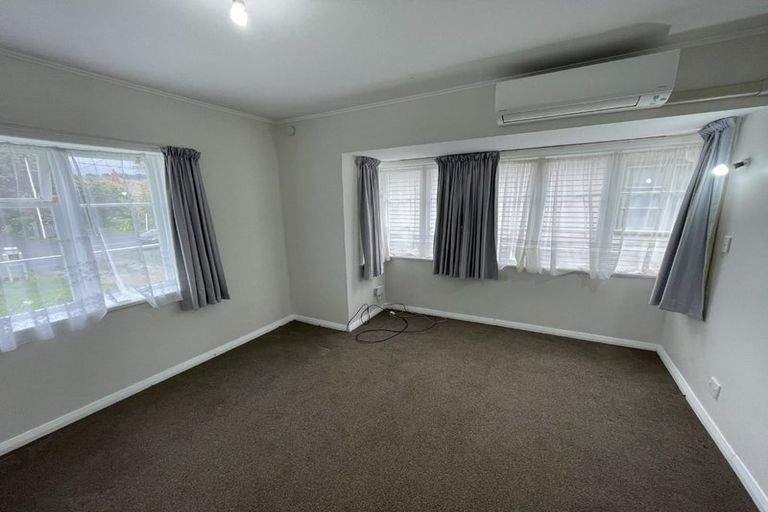 Photo of property in 6 Raymond Terrace, Fairfield, Lower Hutt, 5011