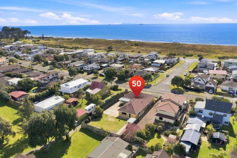 Photo of property in 50 Dickson Road, Papamoa Beach, Papamoa, 3118