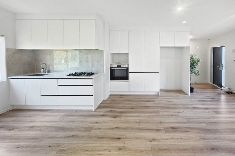 Photo of property in 29 Judkins Crescent, Cockle Bay, Auckland, 2014