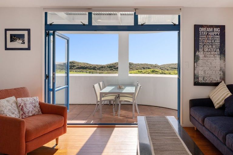 Photo of property in 336 Papamoa Beach Road, Papamoa Beach, Papamoa, 3118