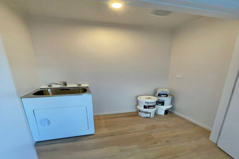 Photo of property in 5b Stockport Grove, Churton Park, Wellington, 6037