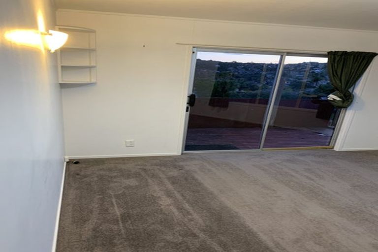 Photo of property in 522 Beach Road, Murrays Bay, Auckland, 0630