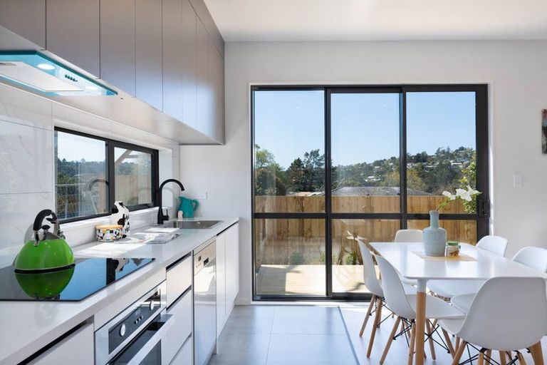 Photo of property in 13d Ranch Avenue, Beach Haven, Auckland, 0626