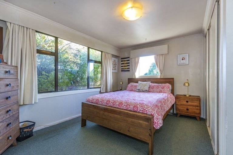 Photo of property in 10 Brixton Street, Islington, Christchurch, 8042