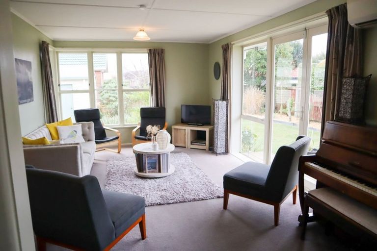 Photo of property in 10a Bonita Place, Bishopdale, Christchurch, 8051