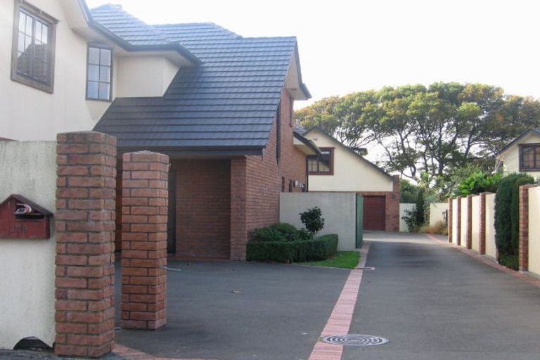 Photo of property in 1/129 Woburn Road, Woburn, Lower Hutt, 5010
