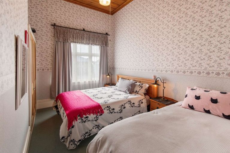 Photo of property in 30 Camberwell Road, Hawera, 4610