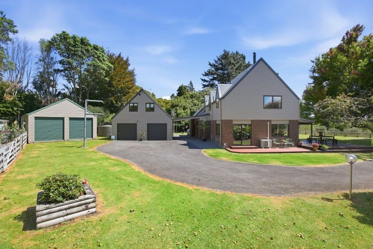 Photo of property in 17 Ridgewood Drive, Ridgewood, New Plymouth, 4371