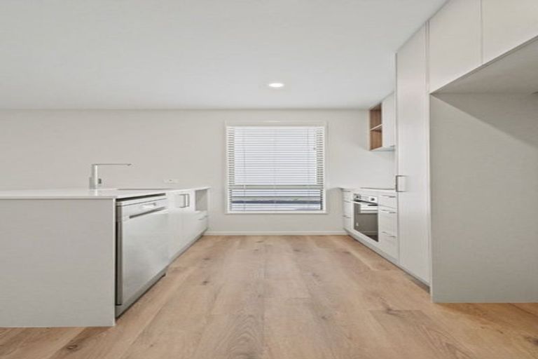 Photo of property in 81 Bampton Street, Shirley, Christchurch, 8061