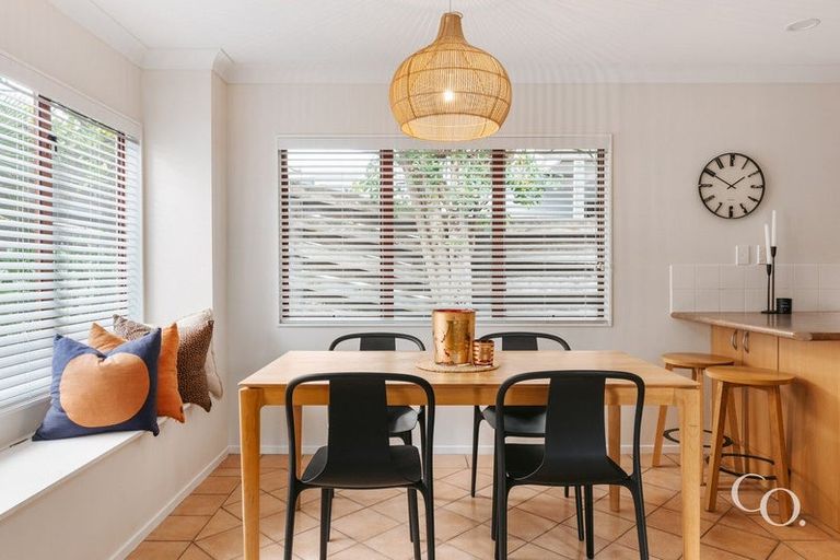 Photo of property in 262b Oceanbeach Road, Mount Maunganui, 3116