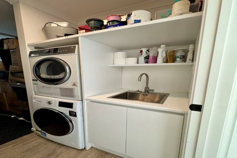 Photo of property in 92 Pallida Crescent, Papamoa Beach, 3118