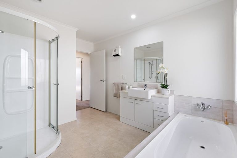 Photo of property in 151 Gulf Harbour Drive, Gulf Harbour, Whangaparaoa, 0930