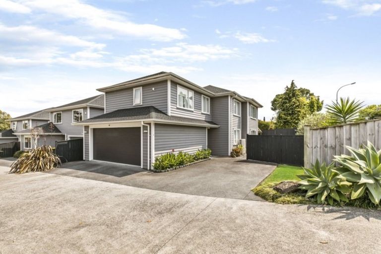 Photo of property in 111a Moore Street, Howick, Auckland, 2014