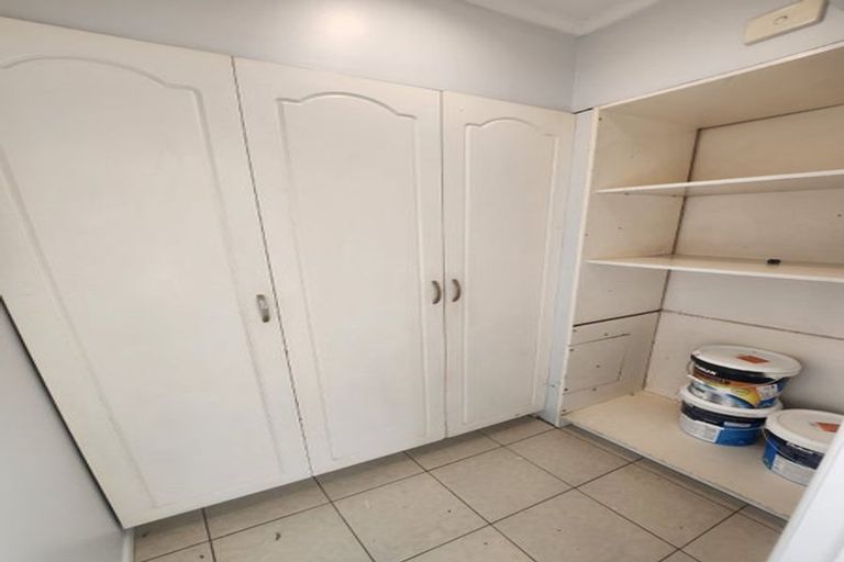 Photo of property in 216 Russell Road, Manurewa, Auckland, 2102