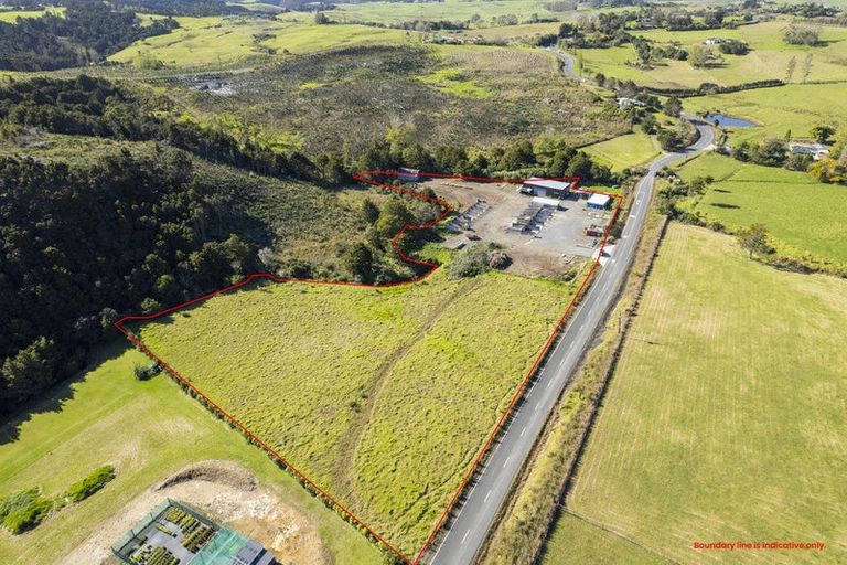 Photo of property in 35 Pataua Road South, Parua Bay, Onerahi, 0192