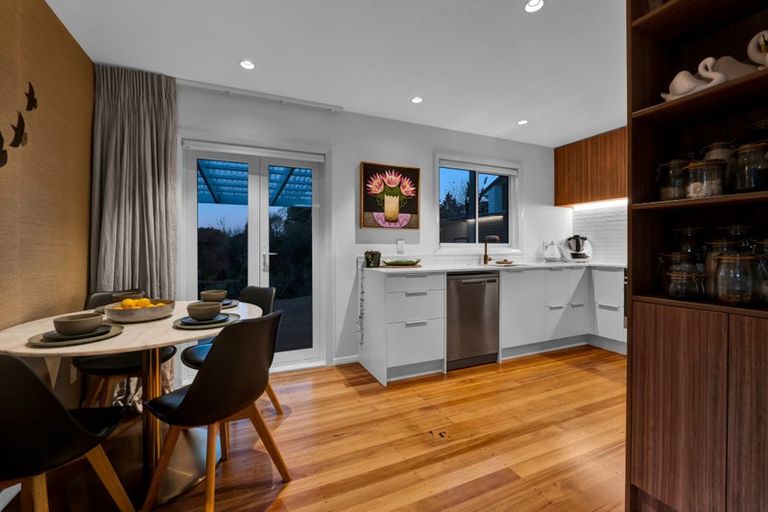 Photo of property in 19 Lawry Street, Blagdon, New Plymouth, 4310