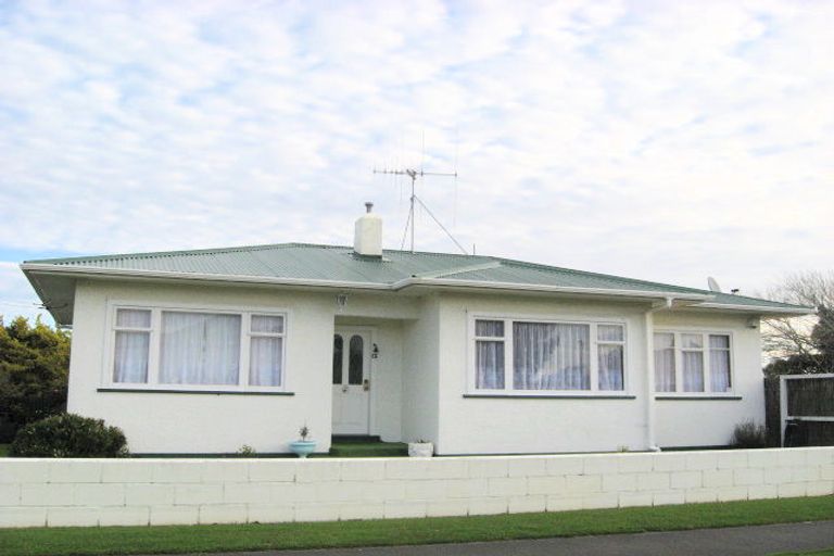 Photo of property in 37 Bignell Street, Gonville, Whanganui, 4501