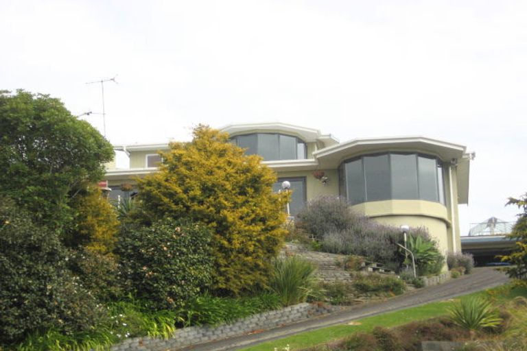 Photo of property in 27 Findlay Street, Moturoa, New Plymouth, 4310