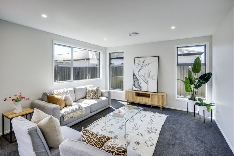 Photo of property in 18 Whangaehu Place, Te Awa, Napier, 4110