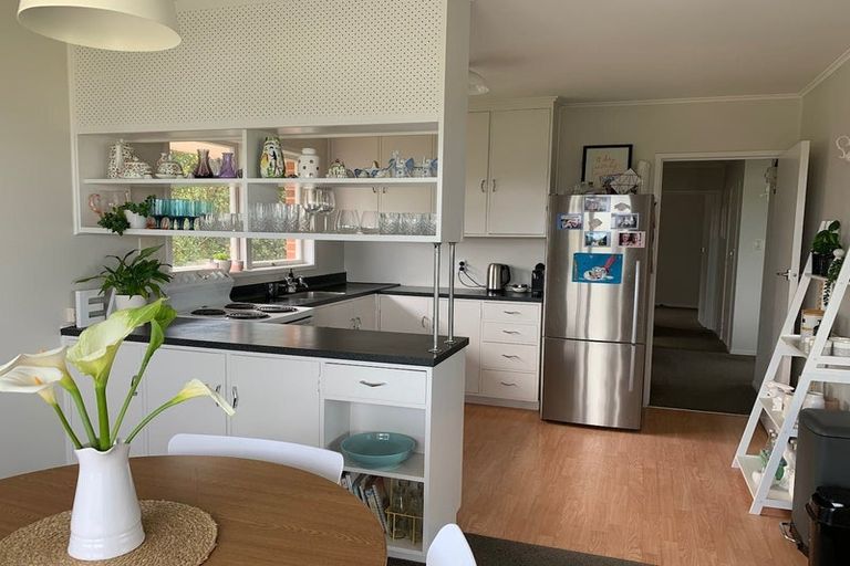Photo of property in 1/4 Dewsbury Terrace, Castor Bay, Auckland, 0620