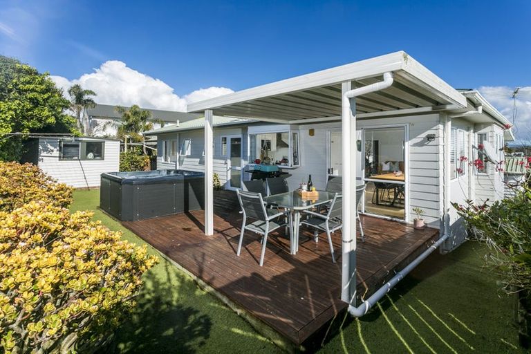 Photo of property in 3/8 Opua Street, Belmont, Auckland, 0622